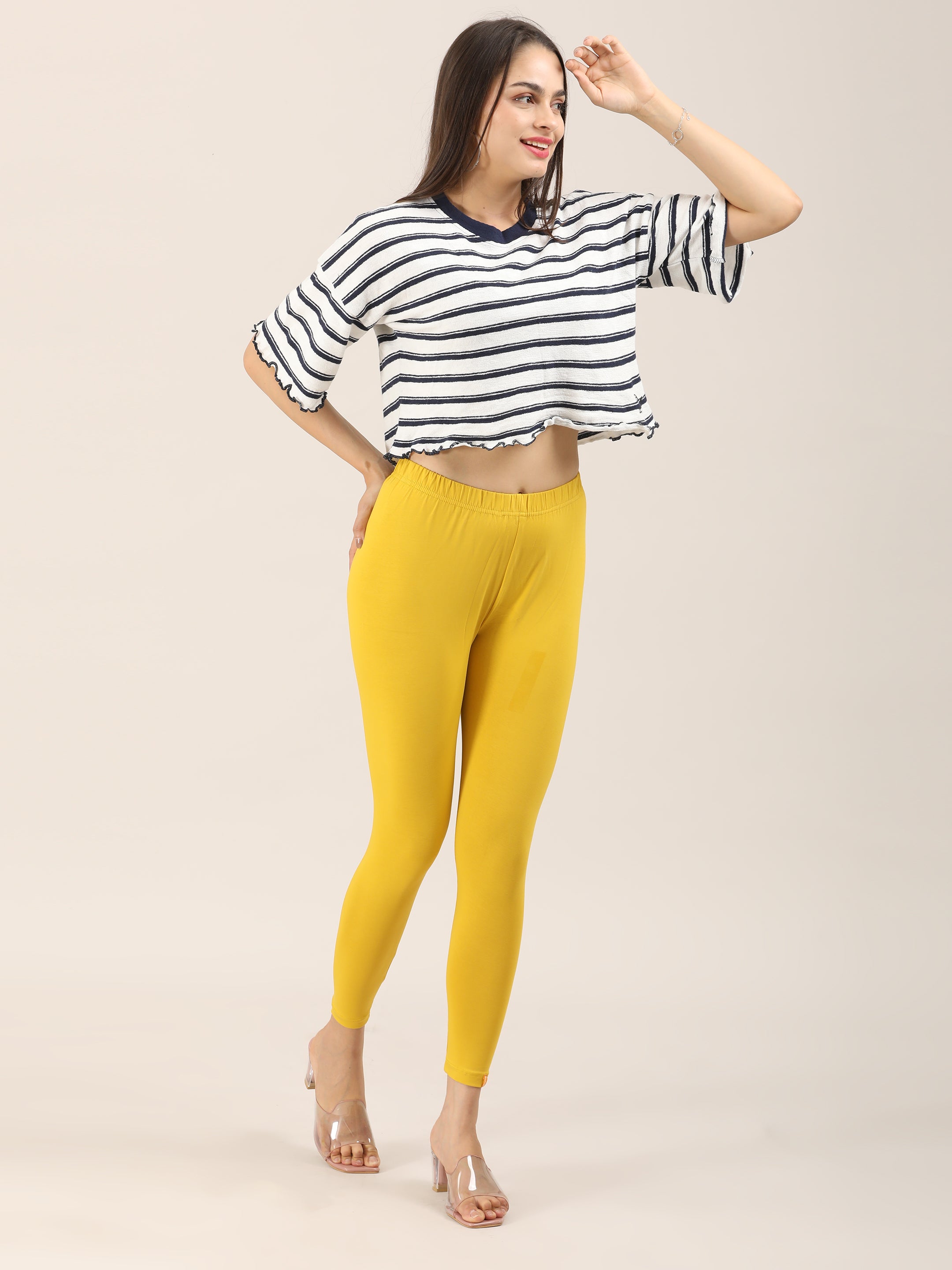 Naatiya Ankle Fit Leggings - Rich Gold