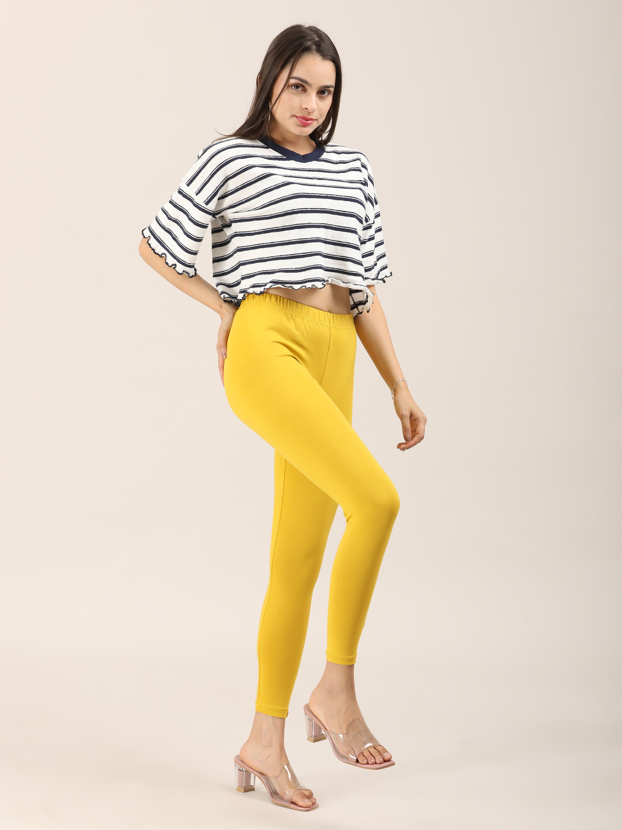 Naatiya Ankle Fit Leggings - Rich Gold